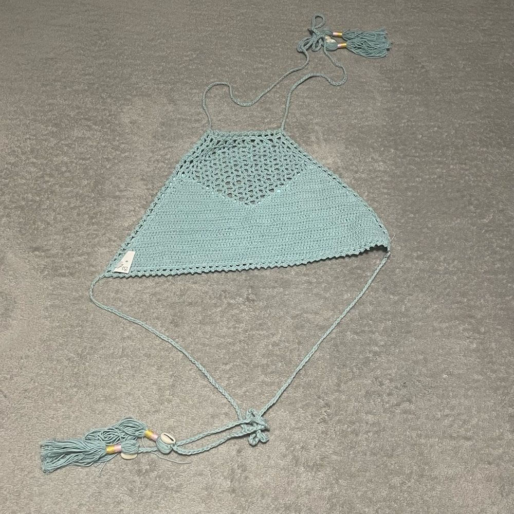 Dance & Marvel crochet crop top halter style size small never worn